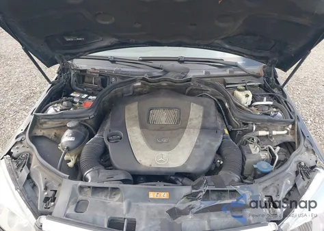 2009 Mercedes-Benz C 300 Sport z USA, uszkodzony, nr VIN WDDGF54X49R040825